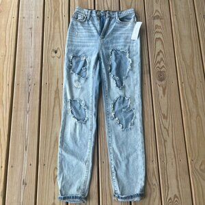 Urban Outfitters NWT Mom High Rise Jeans  Destroyed Distressed BDG Size 24